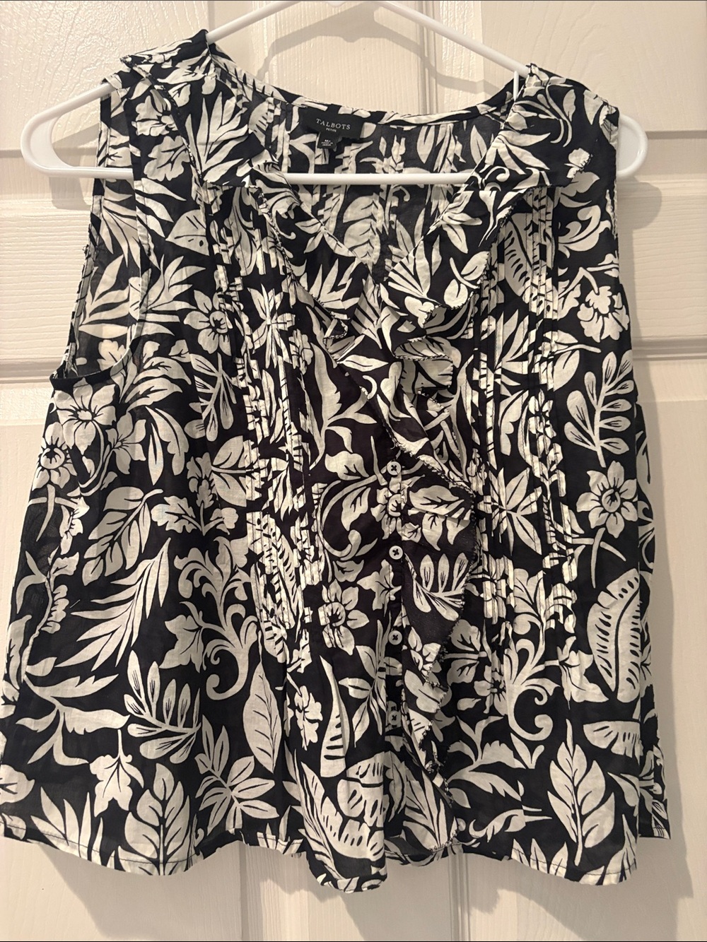 Talbots Black and White Floral Ruffled Sleeveless Top